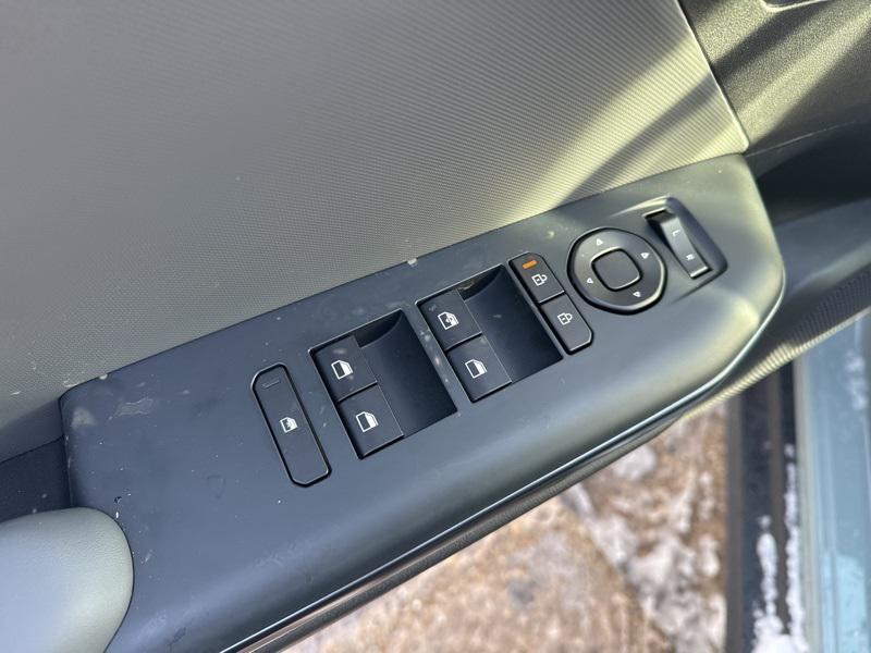 new 2025 Kia K4 car, priced at $23,652