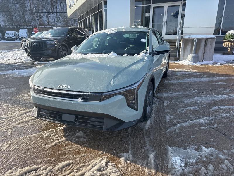 new 2025 Kia K4 car, priced at $23,652