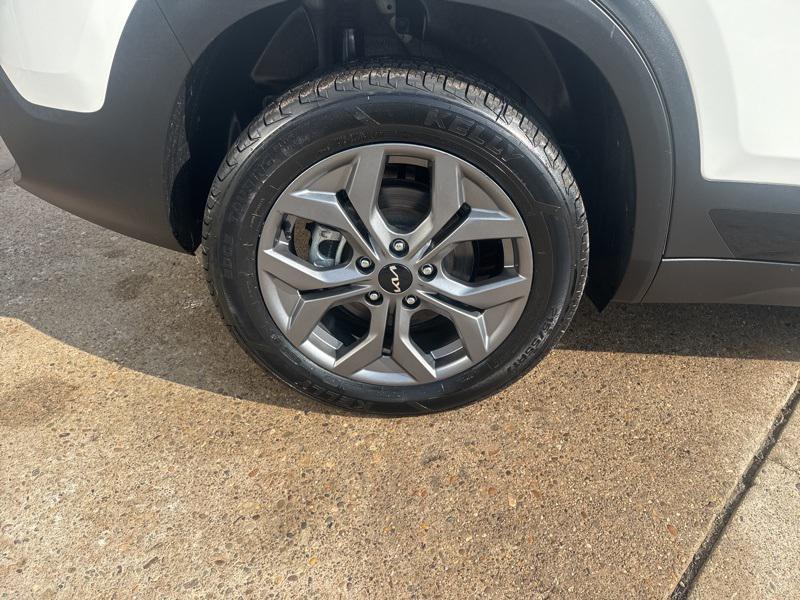 used 2024 Kia Seltos car, priced at $21,465