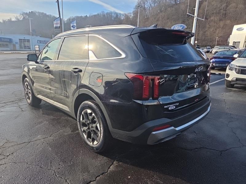 new 2026 Kia Sorento car, priced at $37,342