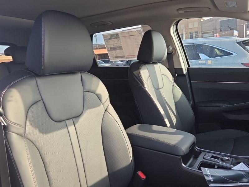 new 2026 Kia Sorento car, priced at $37,092