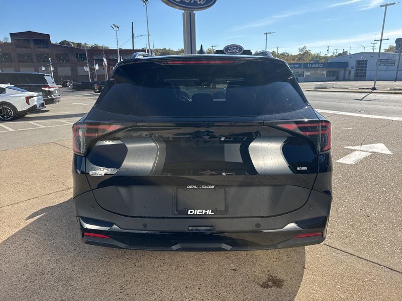 new 2026 Kia Sportage car, priced at $33,600
