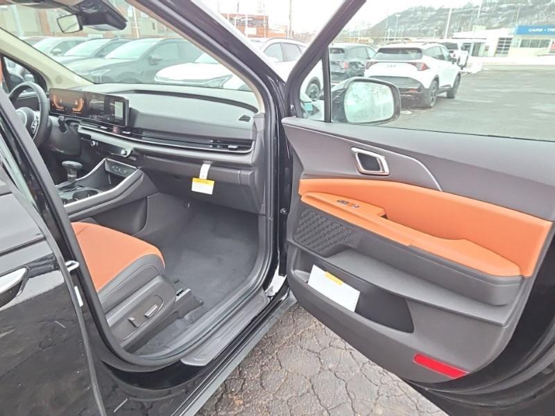 new 2026 Kia Carnival car, priced at $41,682