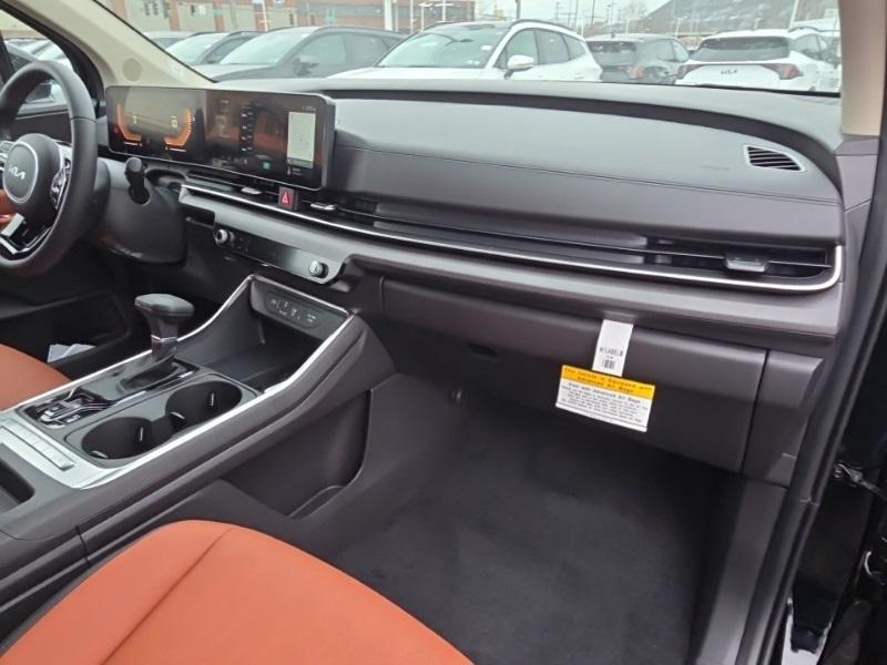 new 2026 Kia Carnival car, priced at $41,682