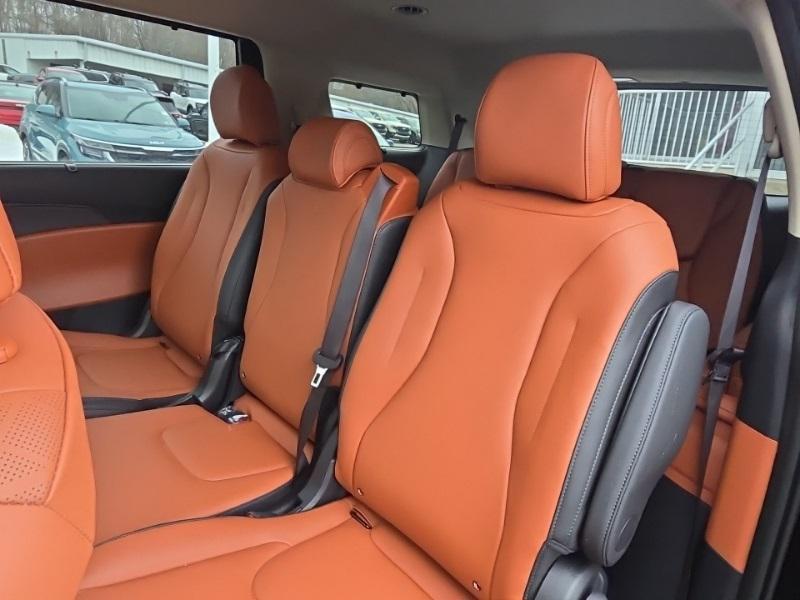 new 2026 Kia Carnival car, priced at $41,682