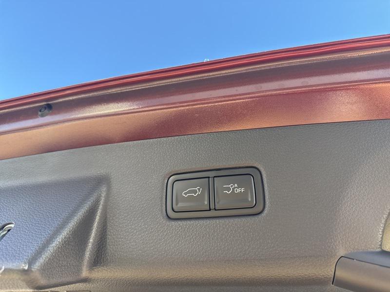 new 2026 Kia Carnival Hybrid car, priced at $43,619