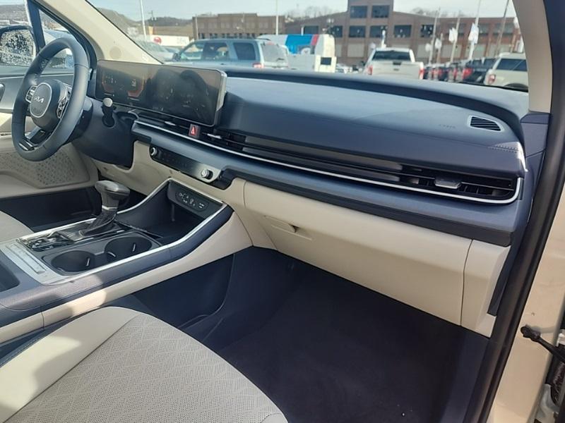 new 2026 Kia Carnival car, priced at $41,417