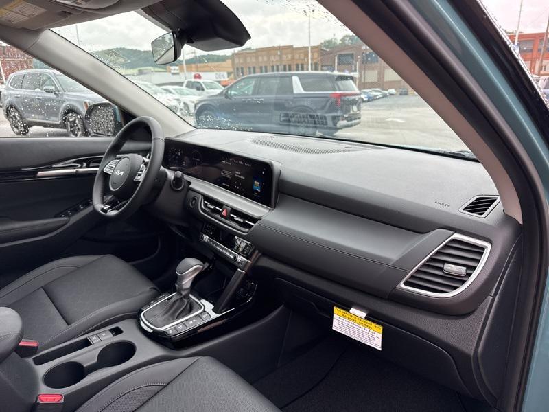 new 2026 Kia Seltos car, priced at $30,750