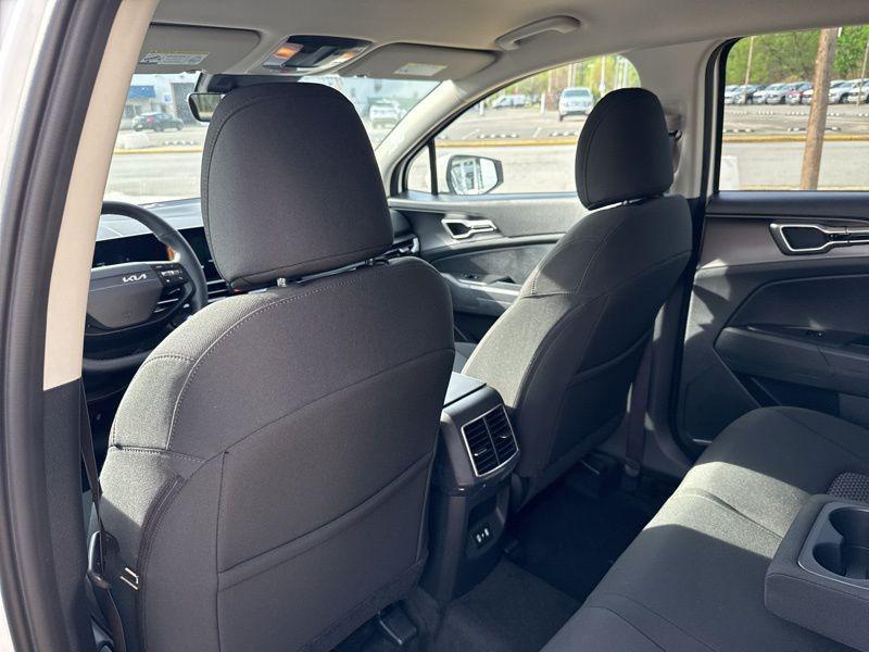 new 2026 Kia Sportage Hybrid car, priced at $28,620