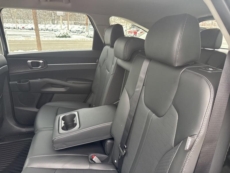 new 2026 Kia Sorento car, priced at $34,132