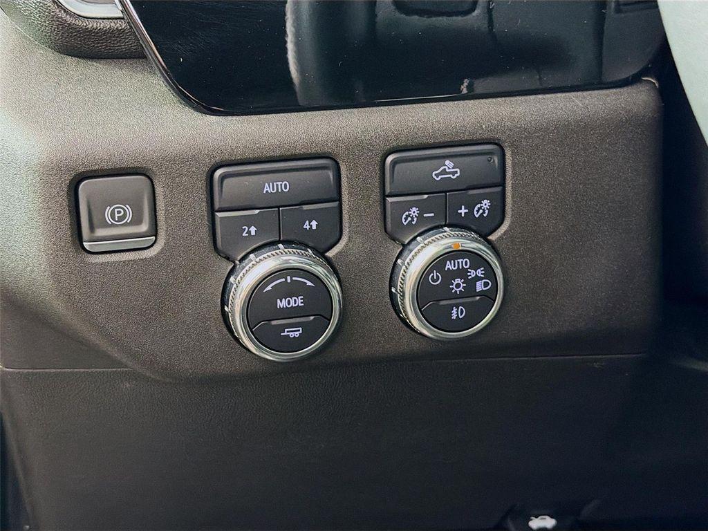 used 2023 GMC Sierra 1500 car, priced at $38,497