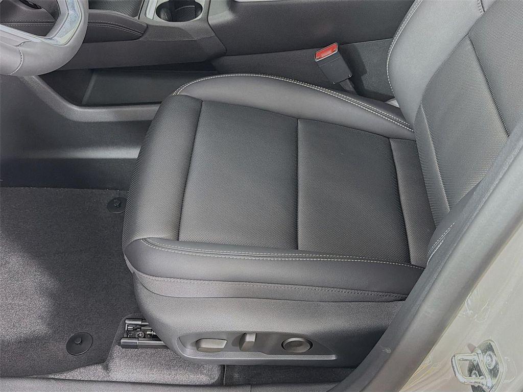 new 2026 GMC Terrain car, priced at $39,501