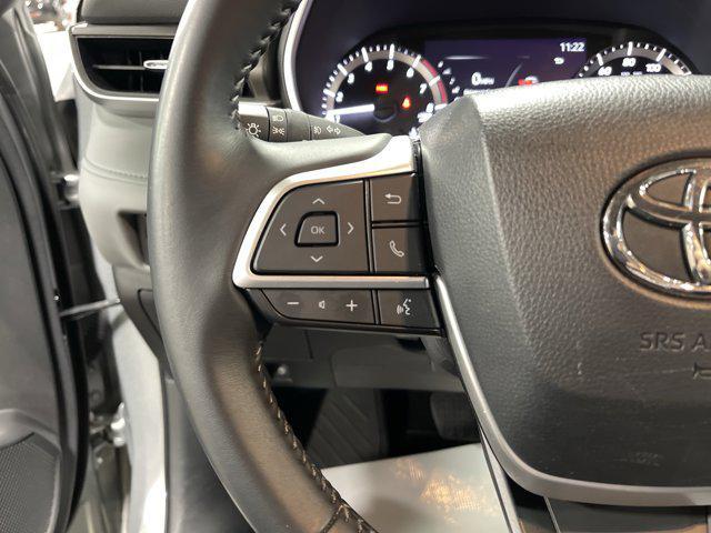 used 2023 Toyota Highlander car, priced at $37,997