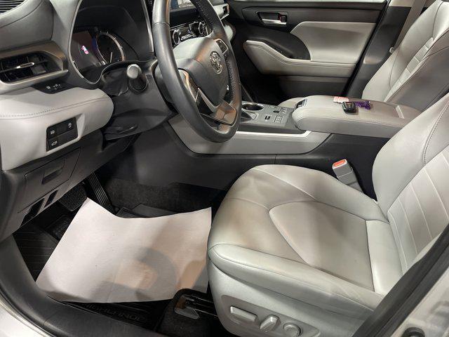 used 2023 Toyota Highlander car, priced at $37,997