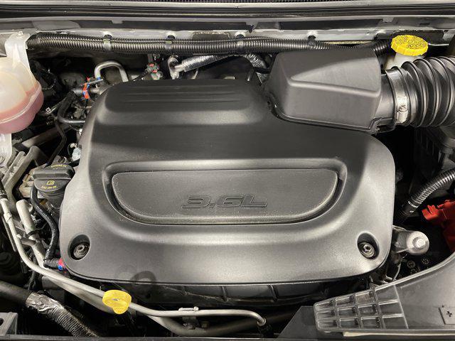 used 2024 Chrysler Pacifica car, priced at $28,997