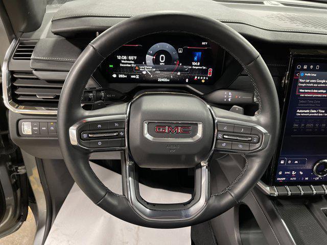 used 2025 GMC Acadia car, priced at $33,997