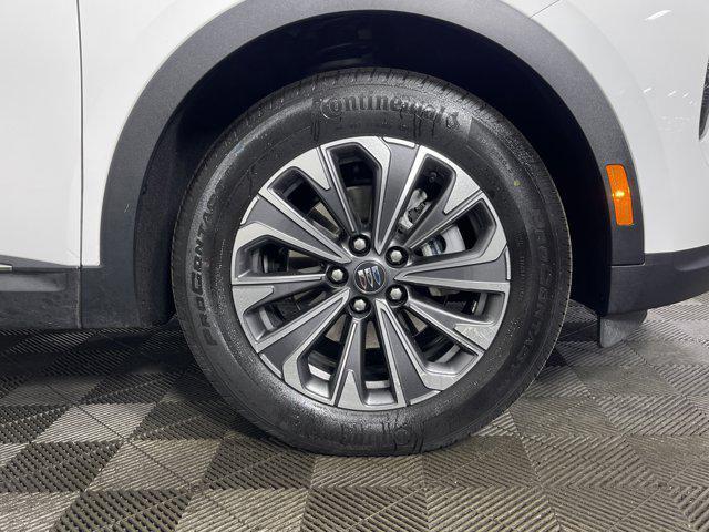 used 2025 Buick Envision car, priced at $28,497