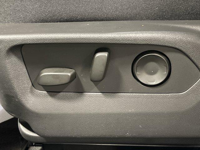 used 2025 Buick Envision car, priced at $28,497