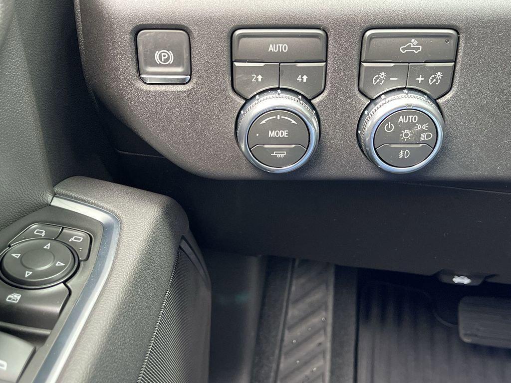 new 2026 GMC Sierra 1500 car, priced at $48,389