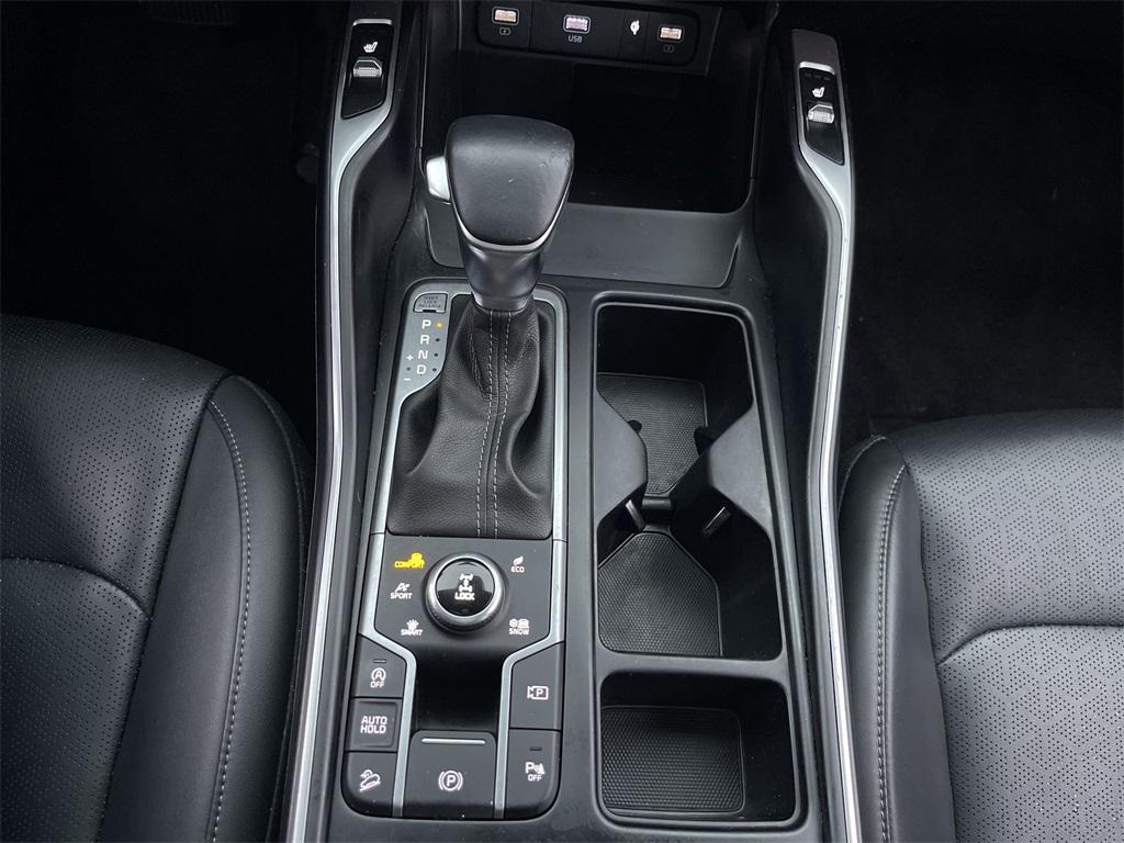 used 2021 Kia Sorento car, priced at $22,592
