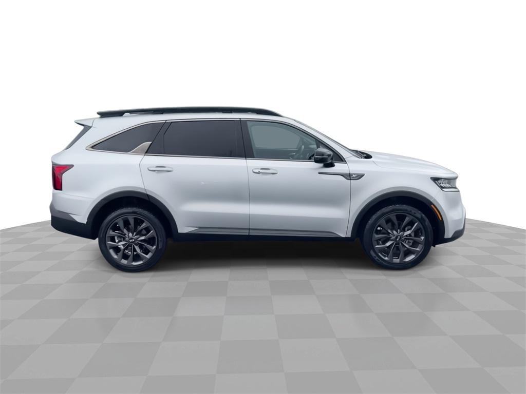 used 2021 Kia Sorento car, priced at $22,592