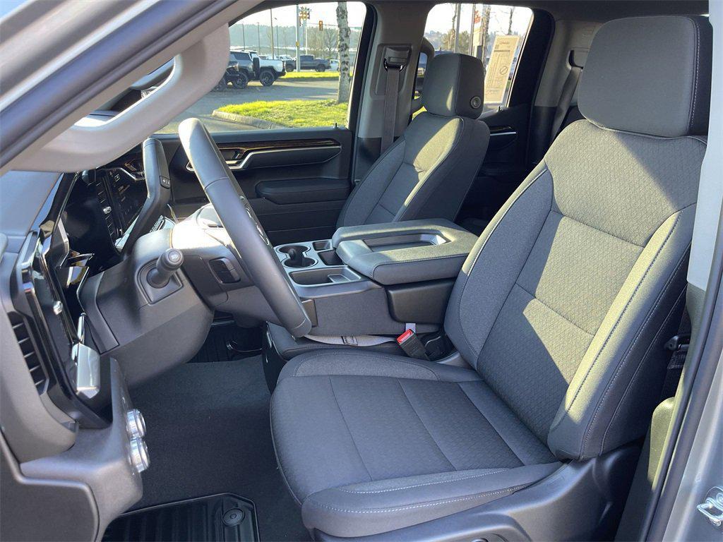 new 2026 GMC Sierra 1500 car, priced at $48,189