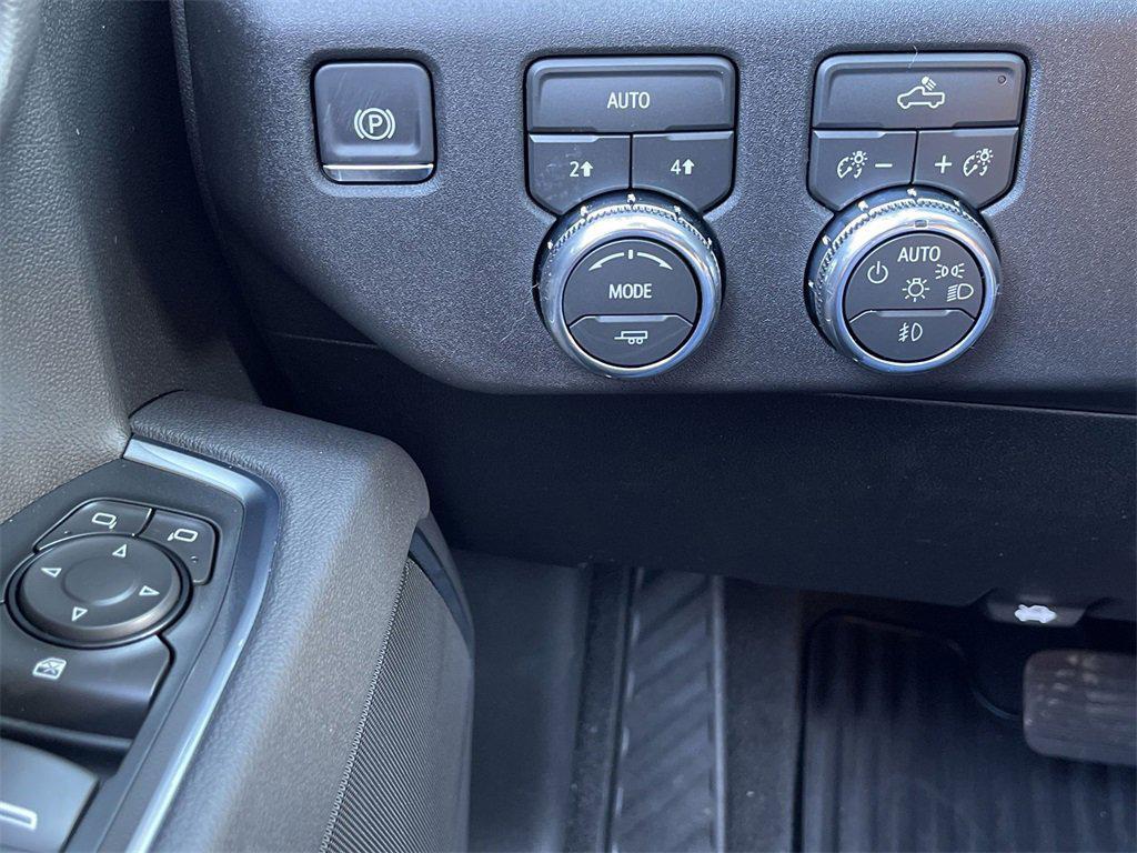 new 2026 GMC Sierra 1500 car, priced at $48,189