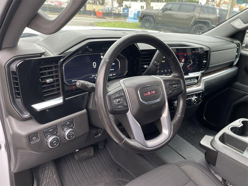 used 2022 GMC Sierra 1500 car, priced at $37,994