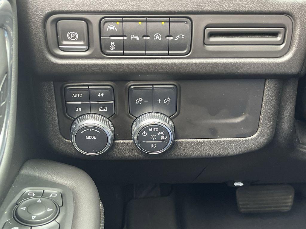 used 2021 GMC Yukon car, priced at $48,491