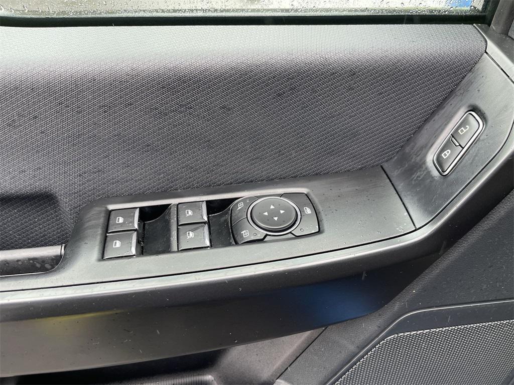 used 2021 Ford F-150 car, priced at $21,494