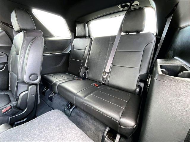 used 2023 Chevrolet Traverse car, priced at $34,134