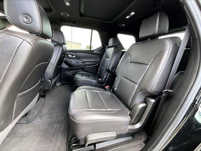 used 2023 Chevrolet Traverse car, priced at $34,134