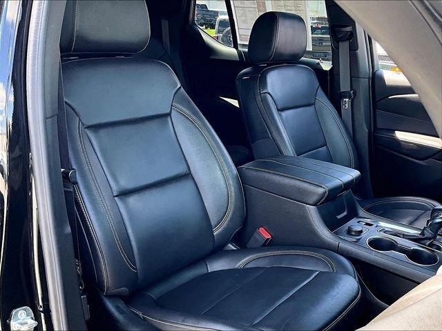 used 2023 Chevrolet Traverse car, priced at $32,427