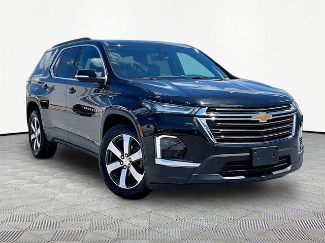 used 2023 Chevrolet Traverse car, priced at $32,427