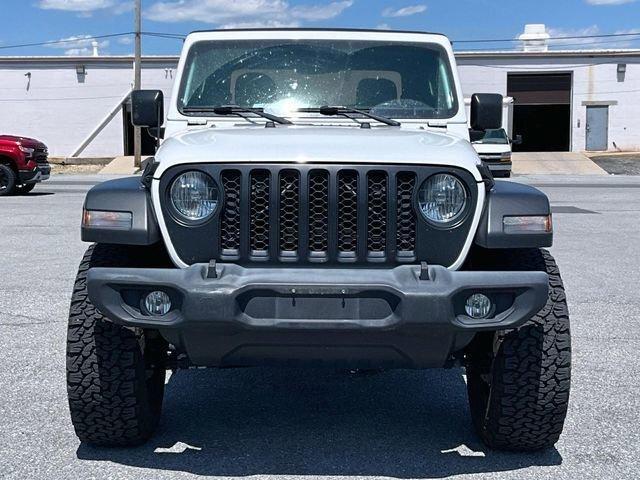 used 2020 Jeep Gladiator car, priced at $27,090