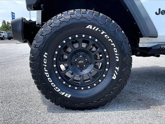 used 2020 Jeep Gladiator car, priced at $25,673