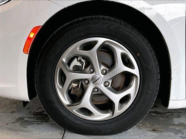 used 2023 Chrysler Pacifica car, priced at $25,564