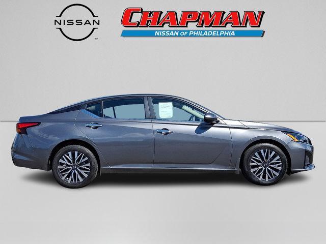 used 2023 Nissan Altima car, priced at $22,870