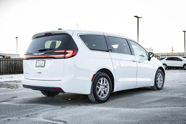 used 2024 Chrysler Pacifica car, priced at $29,597