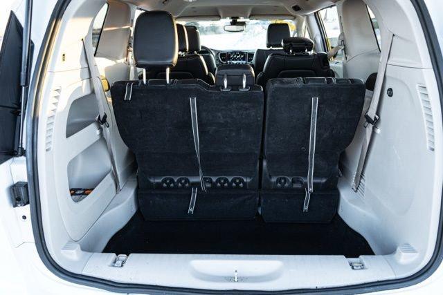 used 2024 Chrysler Pacifica car, priced at $29,597