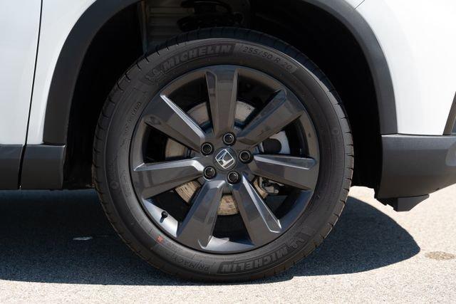 new 2025 Honda Pilot car, priced at $42,089