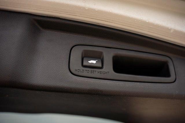 used 2024 Honda CR-V Hybrid car, priced at $32,231
