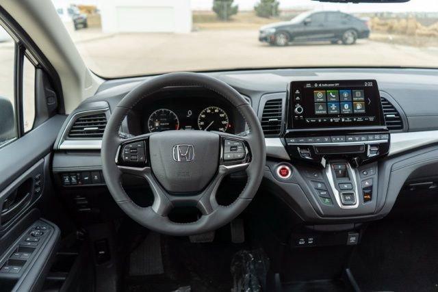 new 2026 Honda Odyssey car, priced at $44,290