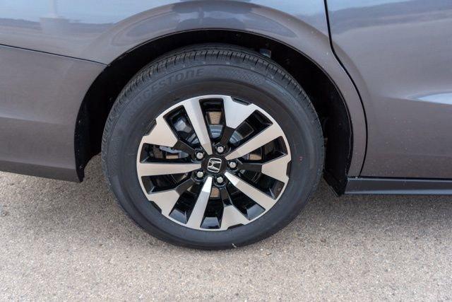 new 2026 Honda Odyssey car, priced at $44,290