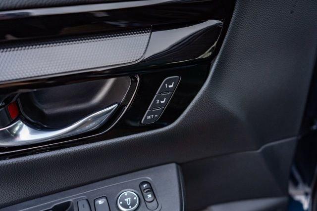 used 2025 Honda CR-V car, priced at $34,594