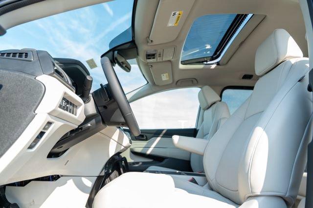 new 2026 Honda Odyssey car, priced at $42,629