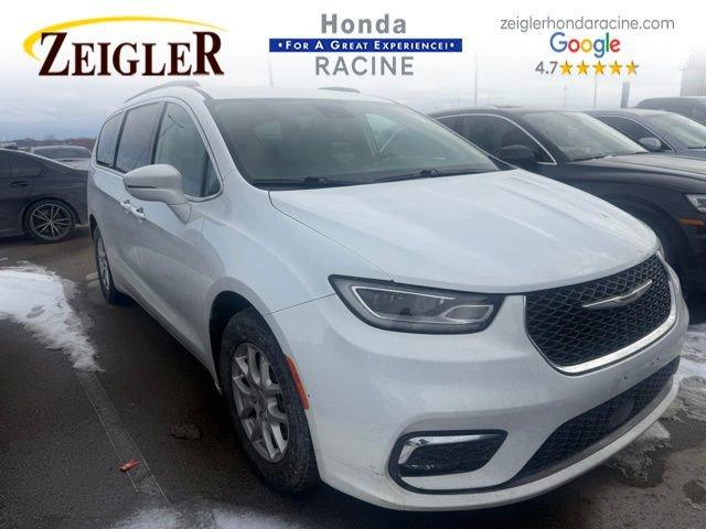 used 2022 Chrysler Pacifica car, priced at $20,394