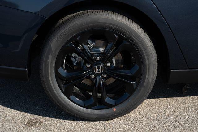new 2025 Honda Accord car, priced at $30,373