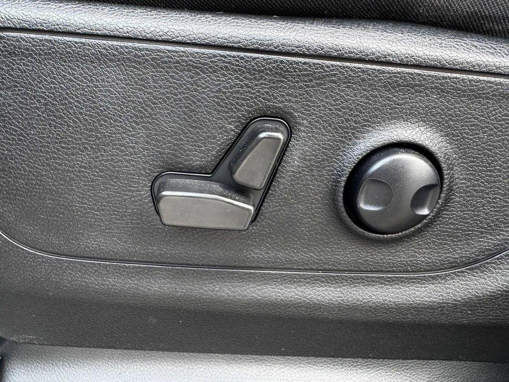 used 2022 Ram 1500 car, priced at $30,808