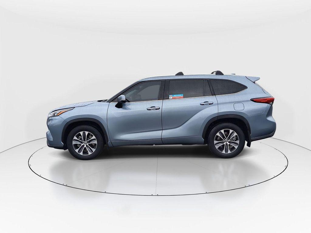 used 2020 Toyota Highlander car, priced at $23,793